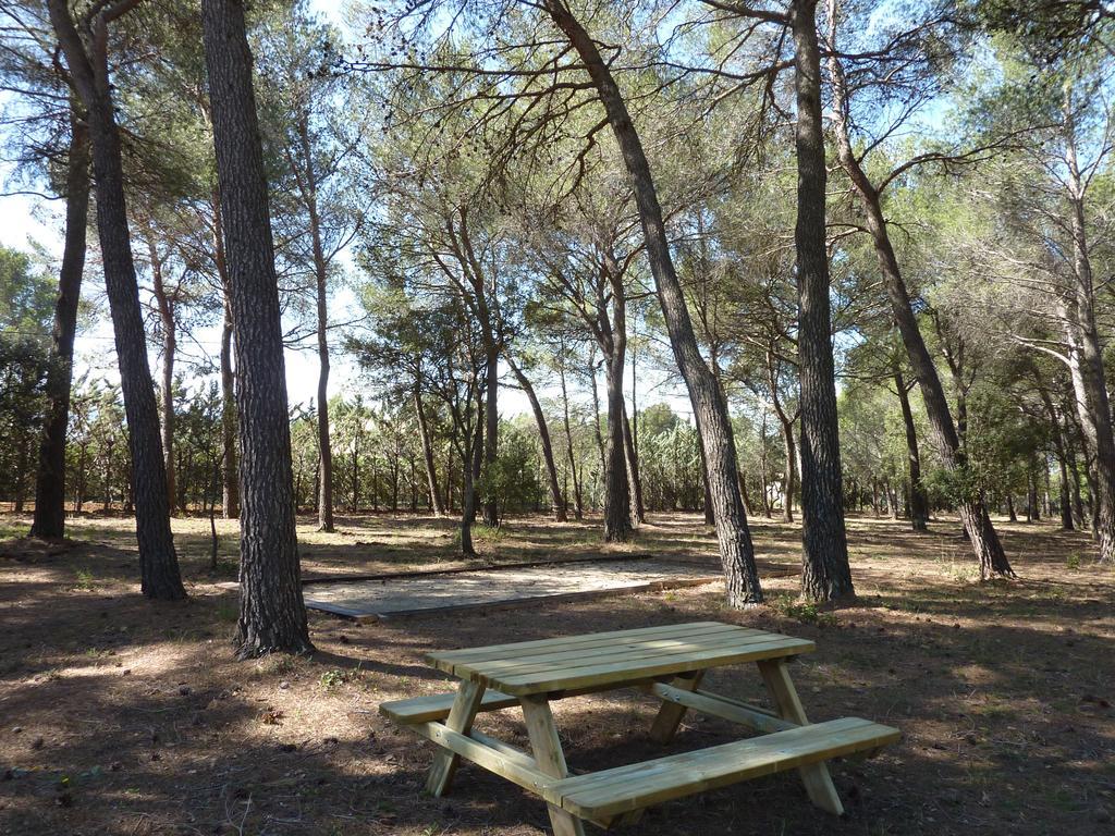 Les Mazets Du Luberon Bed & Breakfast Puget Exterior photo