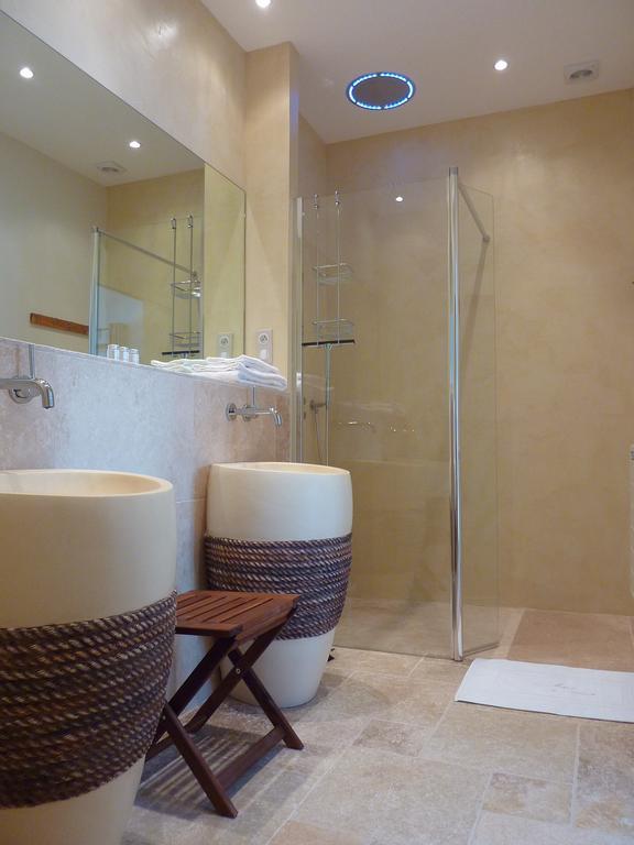 Les Mazets Du Luberon Bed & Breakfast Puget Room photo