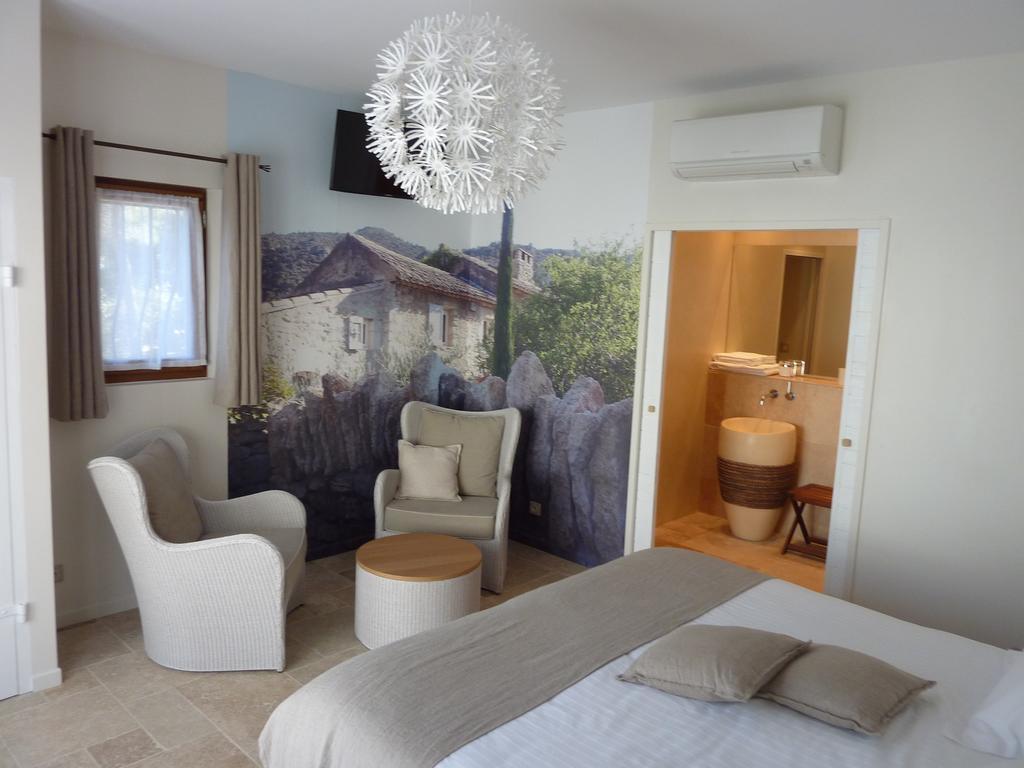 Les Mazets Du Luberon Bed & Breakfast Puget Room photo